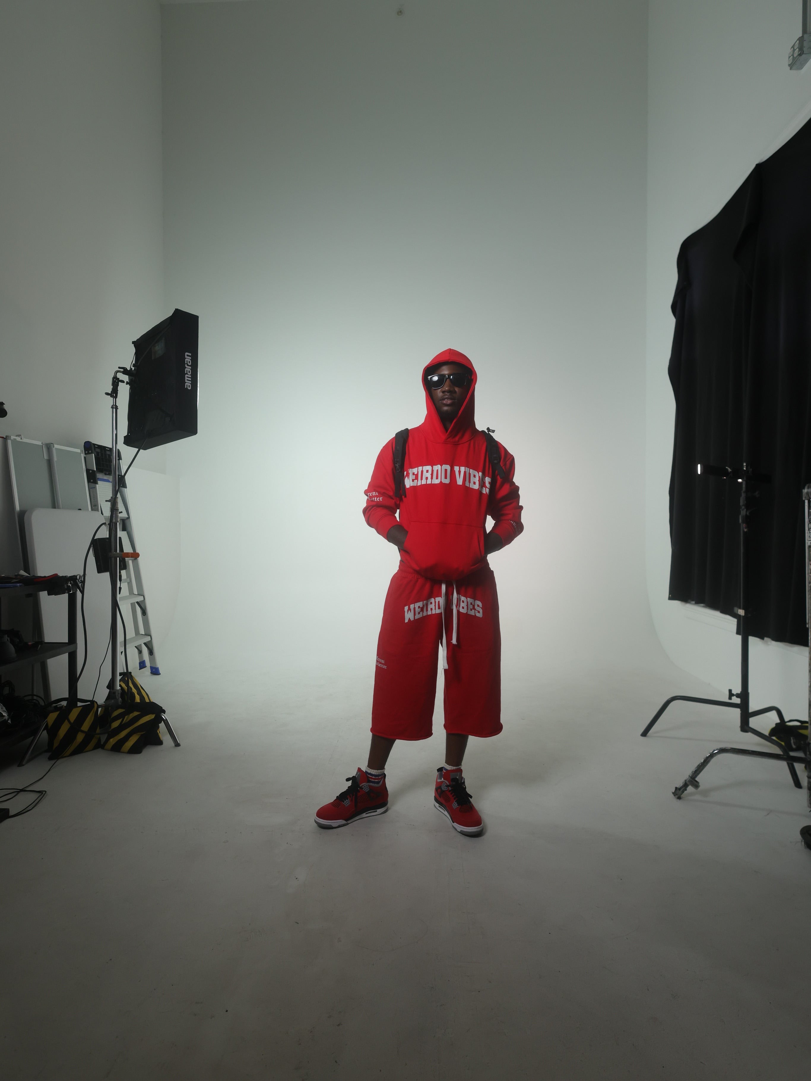 WIERDO VIBES HOODIE
