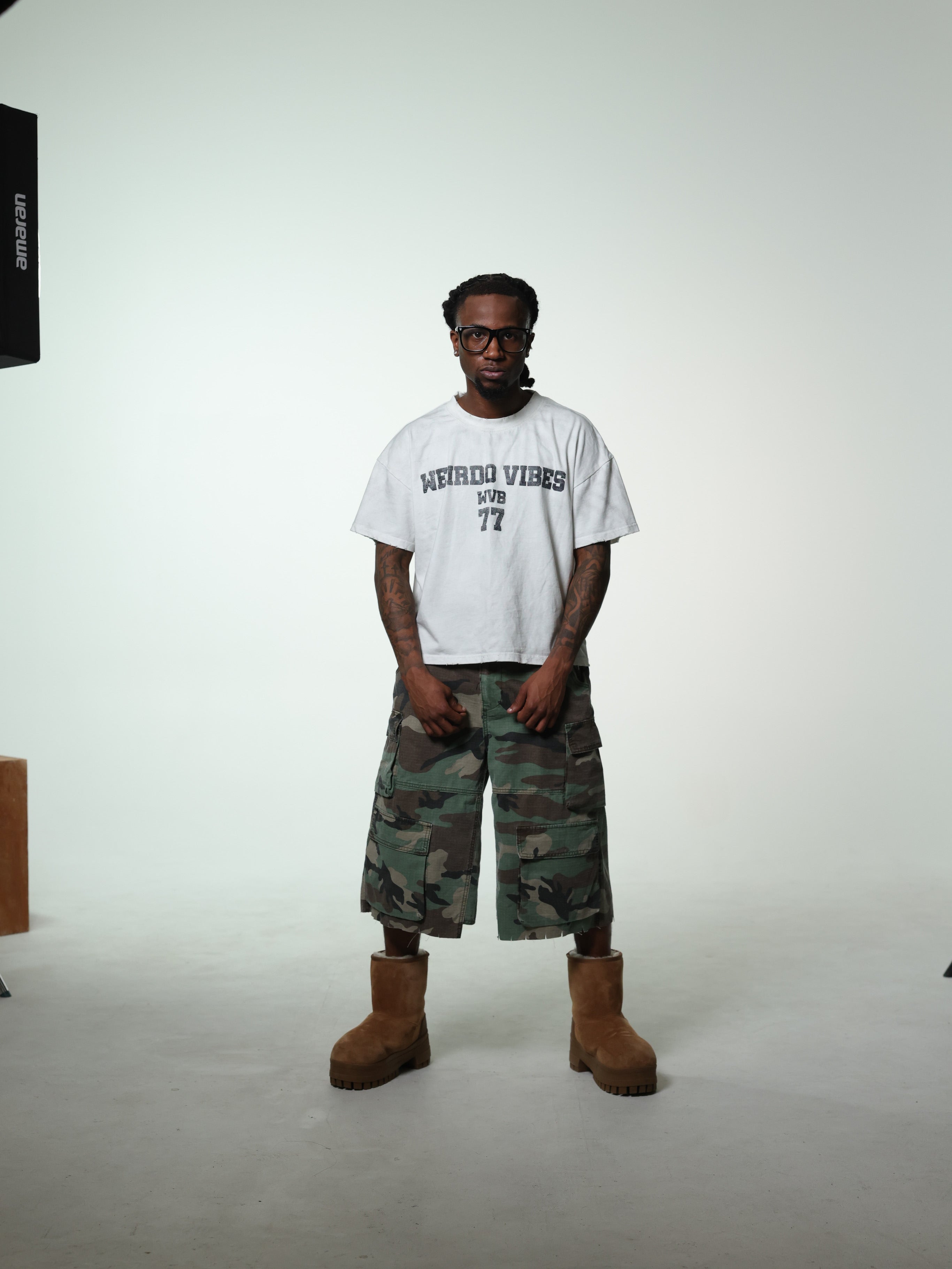 WIERDO VIBES TEE