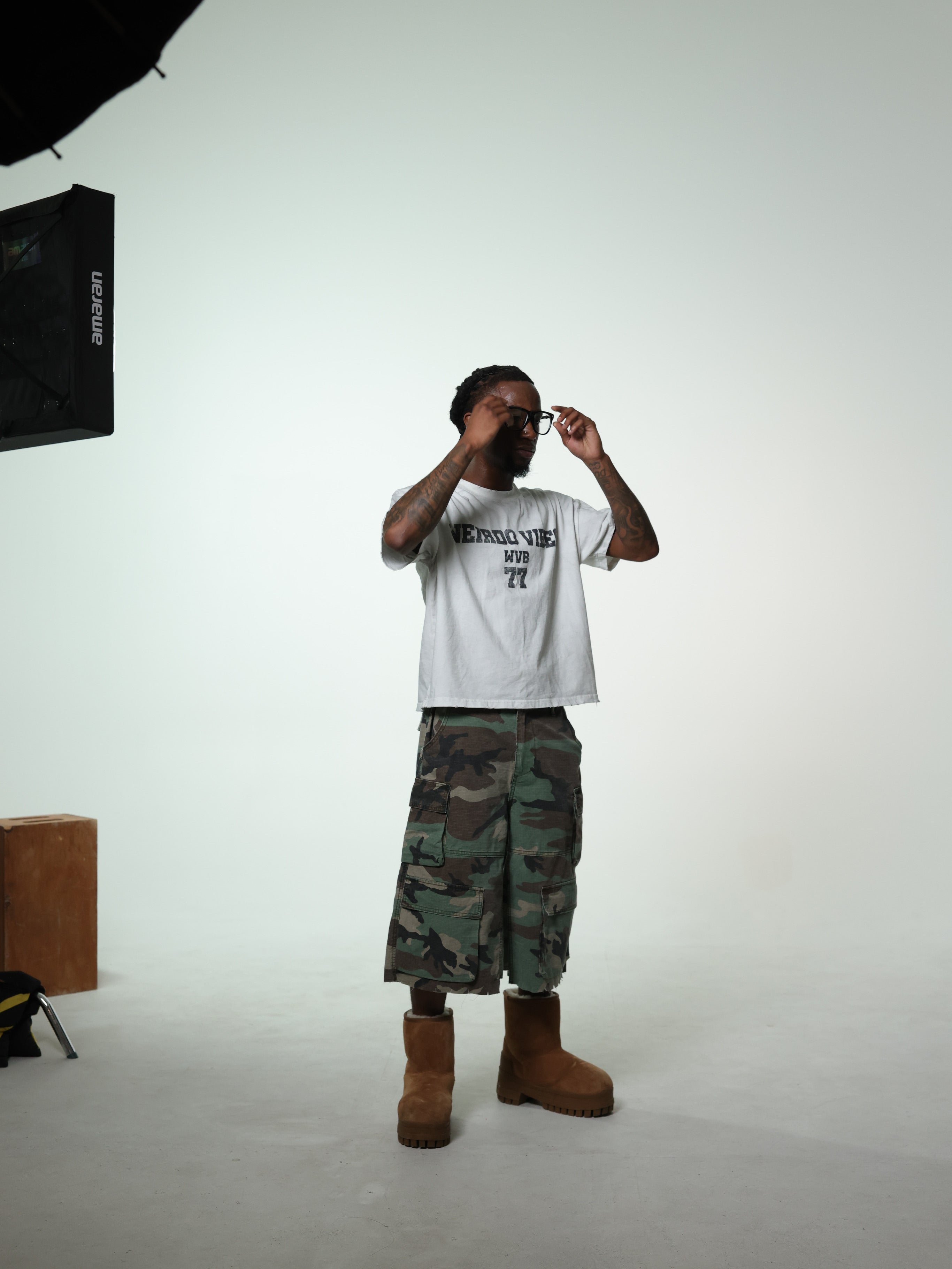 WIERDO VIBES TEE