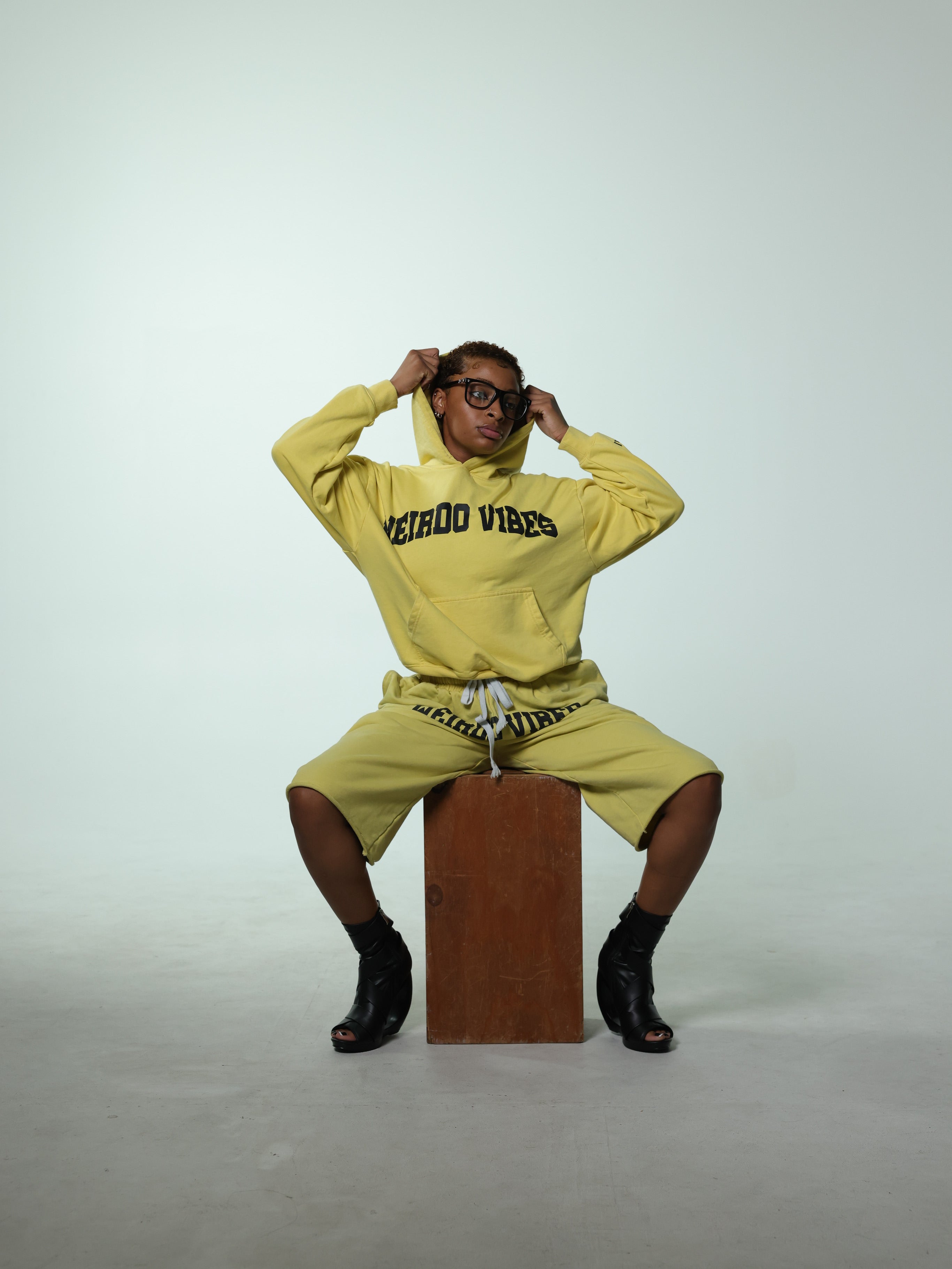 WIERDO VIBES HOODIE